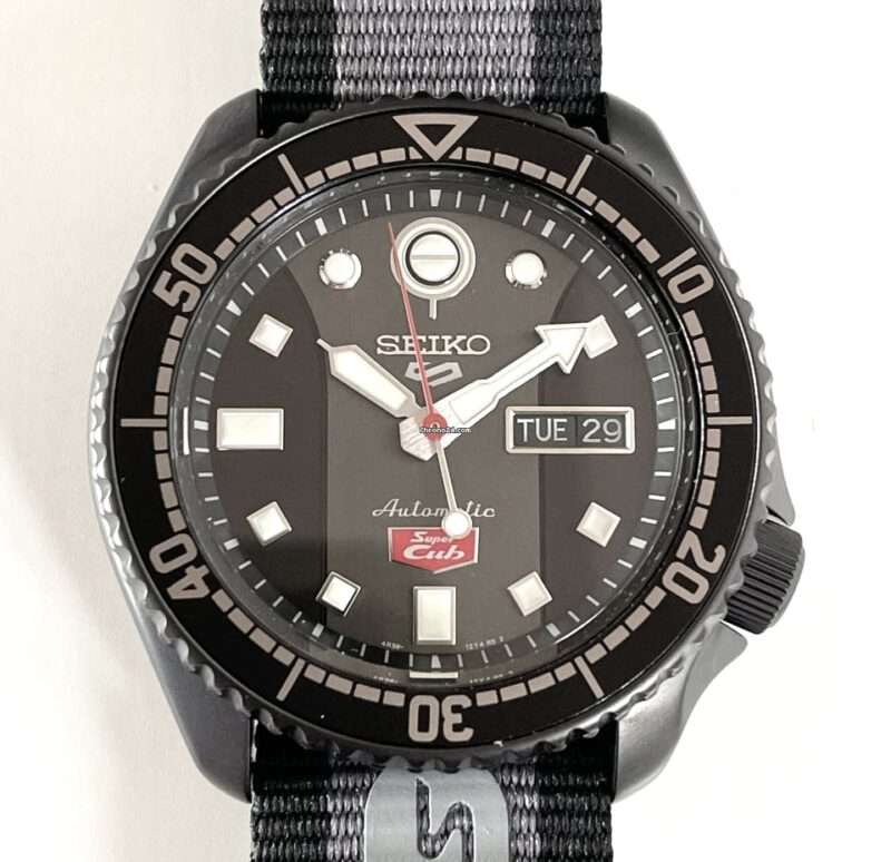 Seiko 5 Sports Honda Super Cub Limited Edition 5.000St. SRPJ75K1