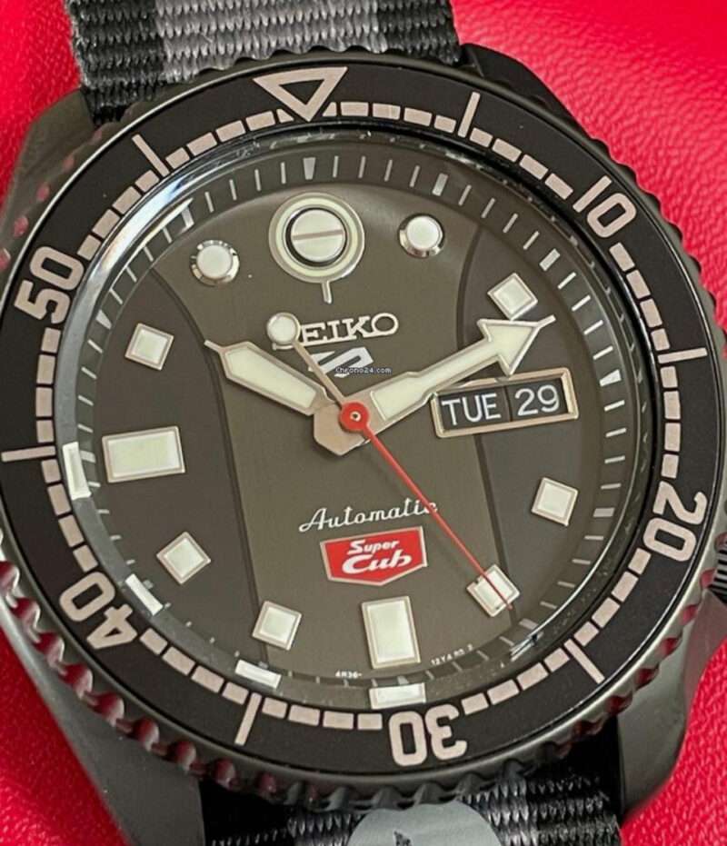 Seiko 5 Sports Honda Super Cub Limited Edition 5.000St. SRPJ75K1 – Bild 7