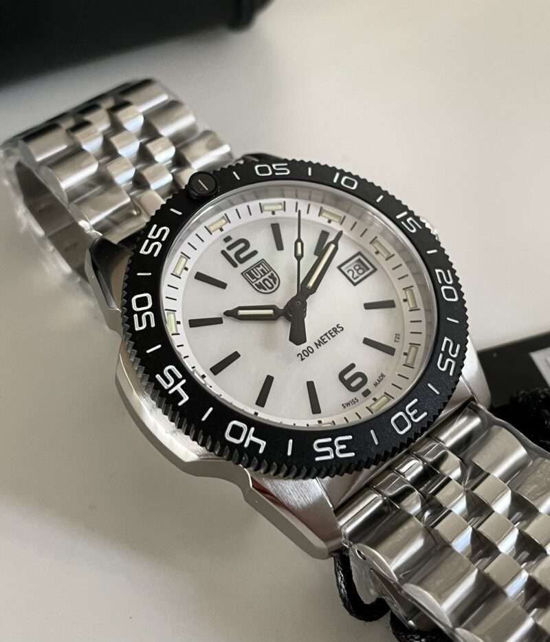 Luminox Pacific Diver 39 mm - Perlmutt Dial XS.3126M – Bild 3