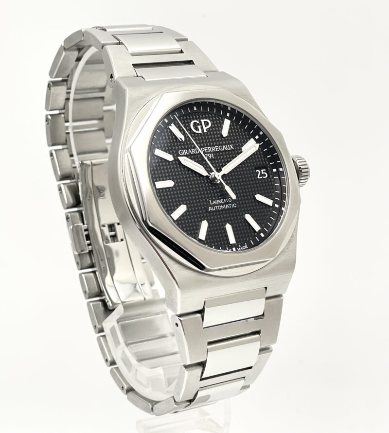 Girard Perregaux Laureato 42mm - 81010-11-634-11A - Full Set aus 07/2023 – Bild 3