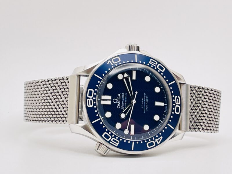 Omega Seamaster Diver 300M James Bond 007 60th Anniversary - Full Set aus 04/2024 – Bild 2
