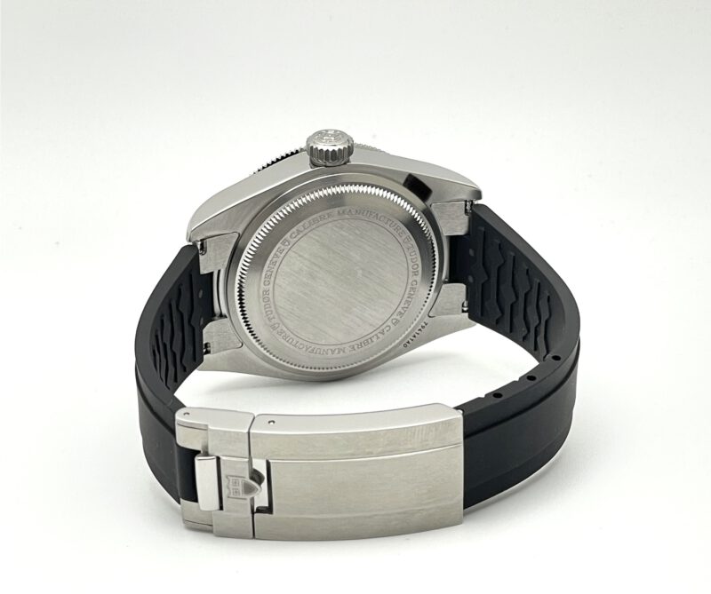 Tudor Black Bay 41mm - M7941A1A0NU-0002 - ungetragen - Full Set aus 06/2025 – Bild 6