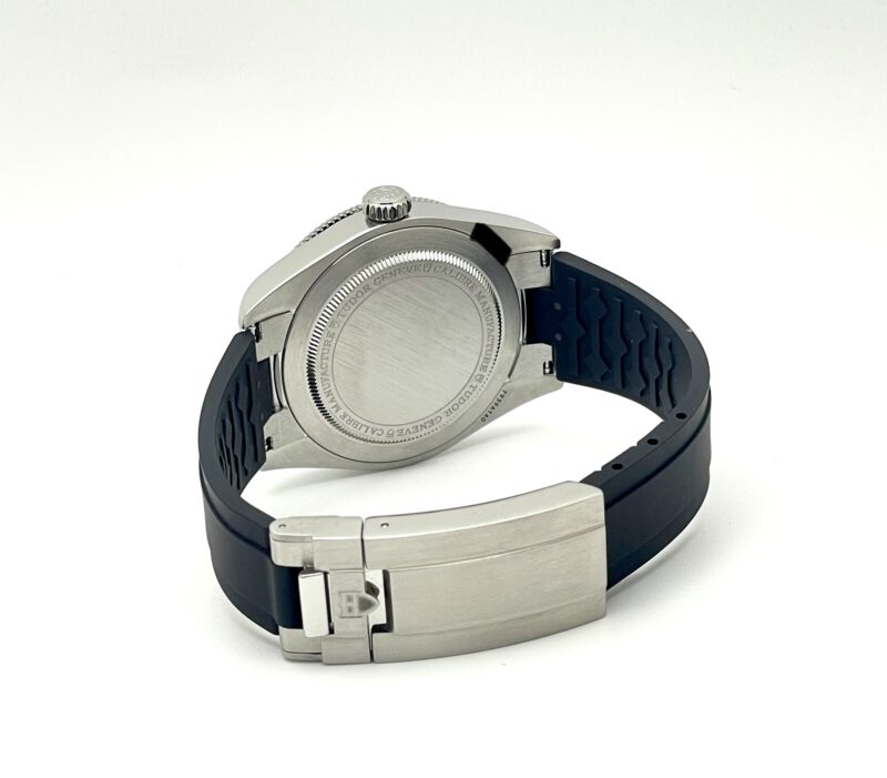 Tudor Black Bay 58 Bordeaux - M7939A1A0RU-0003 - ungetragen - Full Set aus 08/2025 – Bild 8