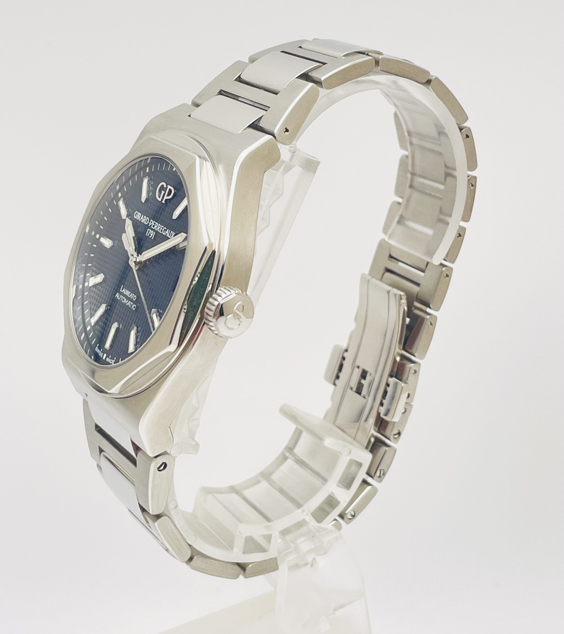 Girard Perregaux Laureato 42mm - 81010-11-431-11A - Full Set aus 04/2023 - Garantie bis 04/2028 – Bild 6