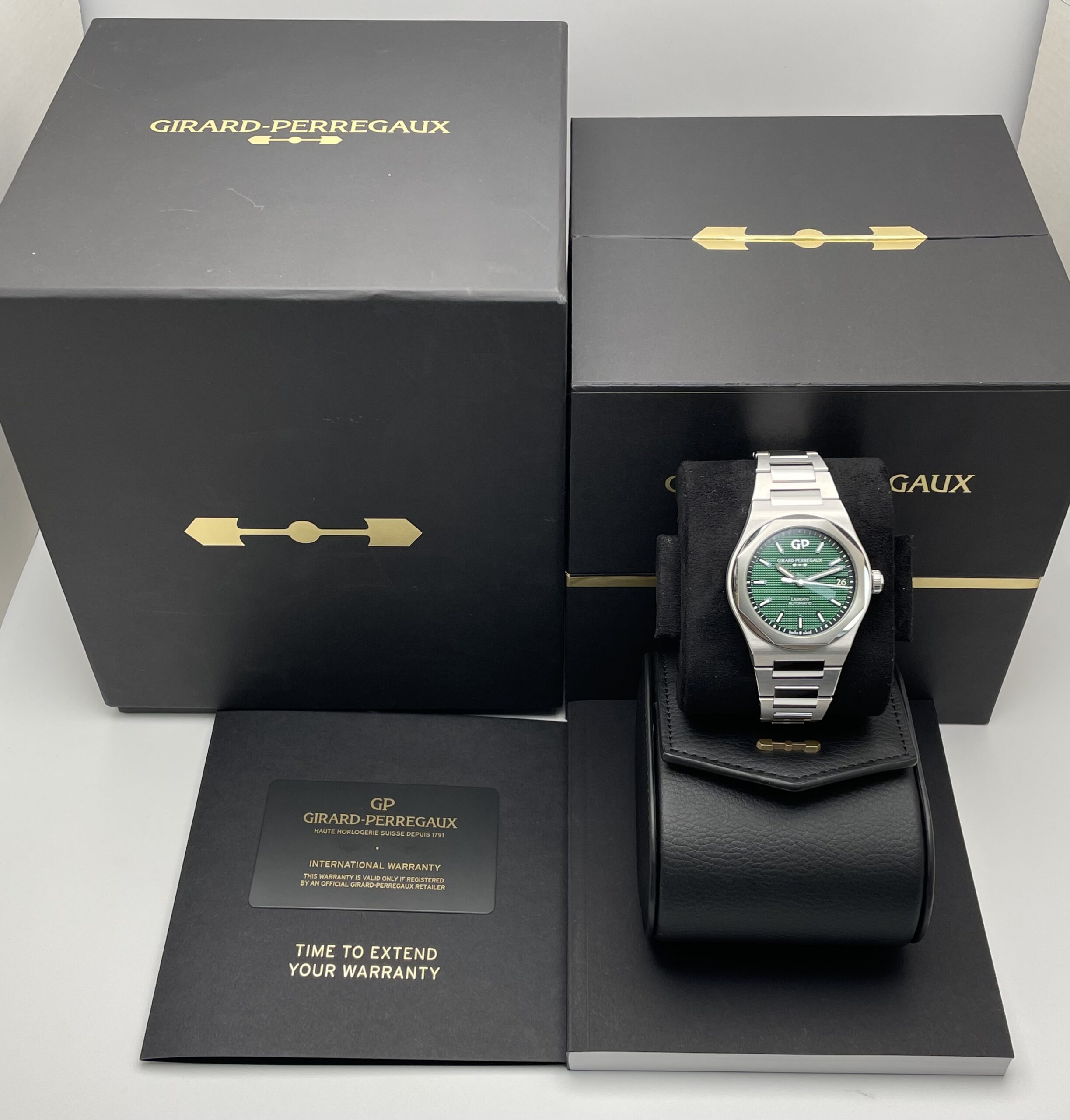 Girard Perregaux Laureato 42mm - 81010-11-3153-1CM - Full Set aus 12/2022 – Bild 7