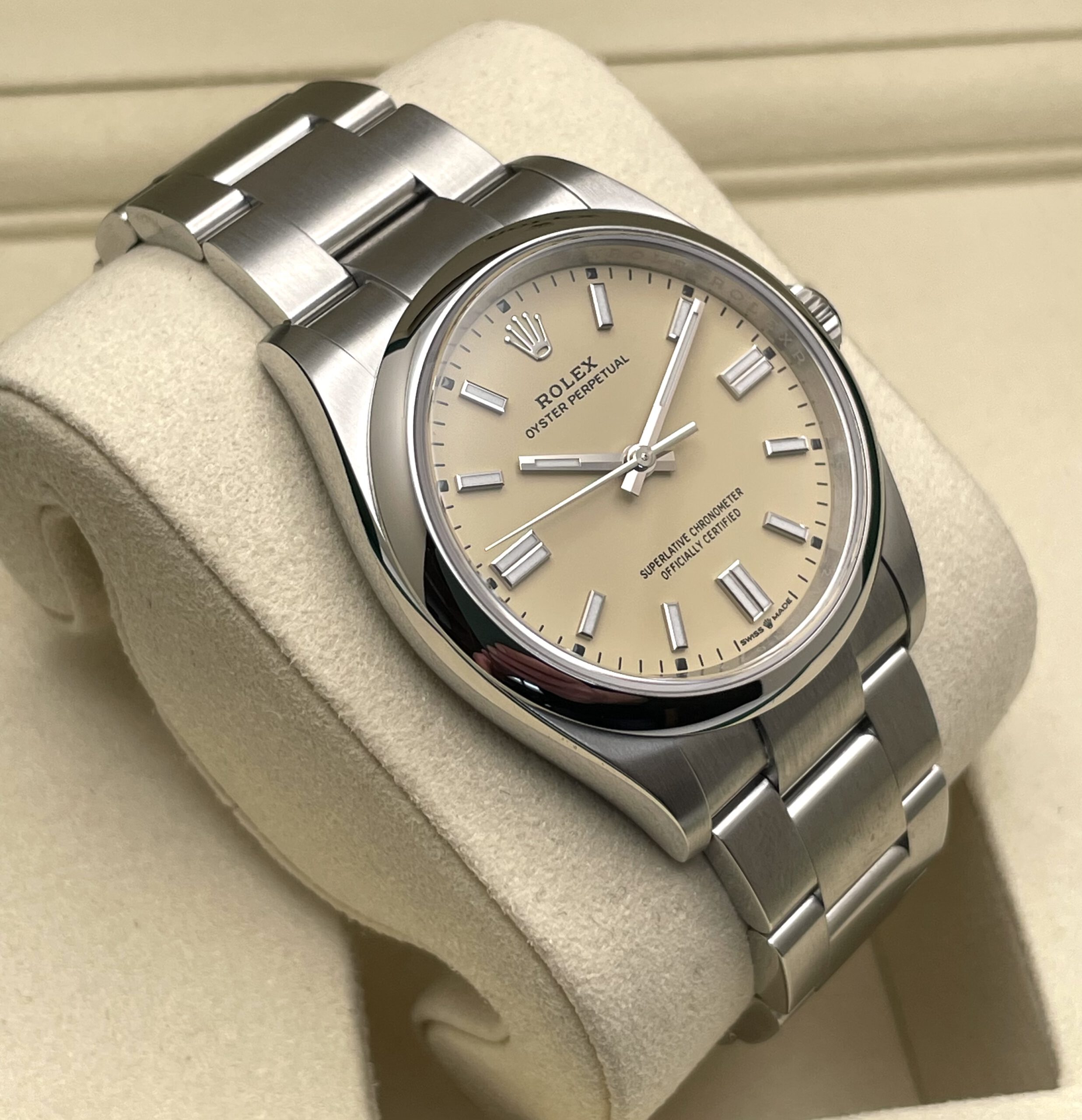 Rolex Oyster Perpetual 36 126000 - Beige - Full Set aus 01/2026 – Bild 2