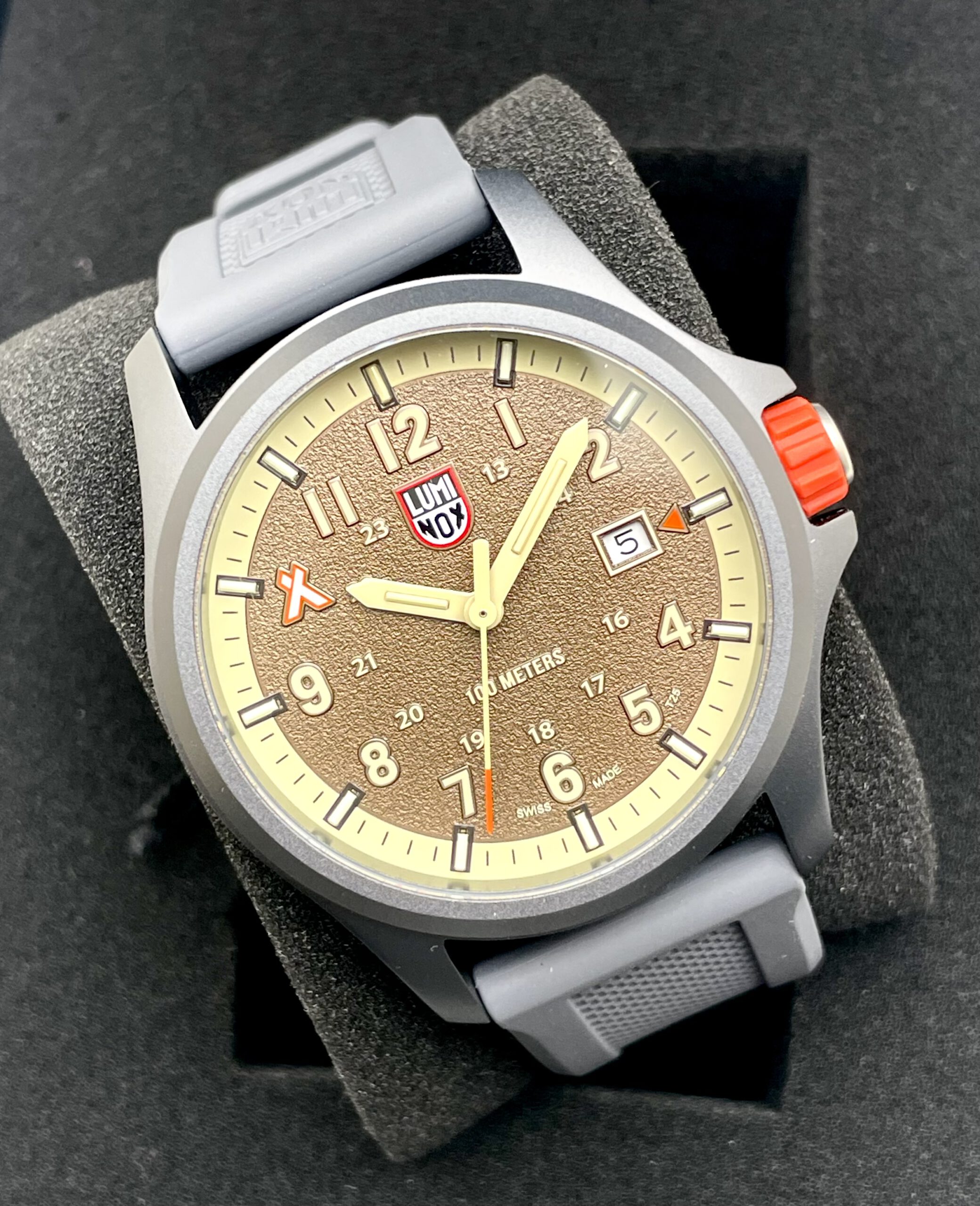 Luminox Bear Grylls Survival Land 43 mm - XB.3716 - NEU - Full Set