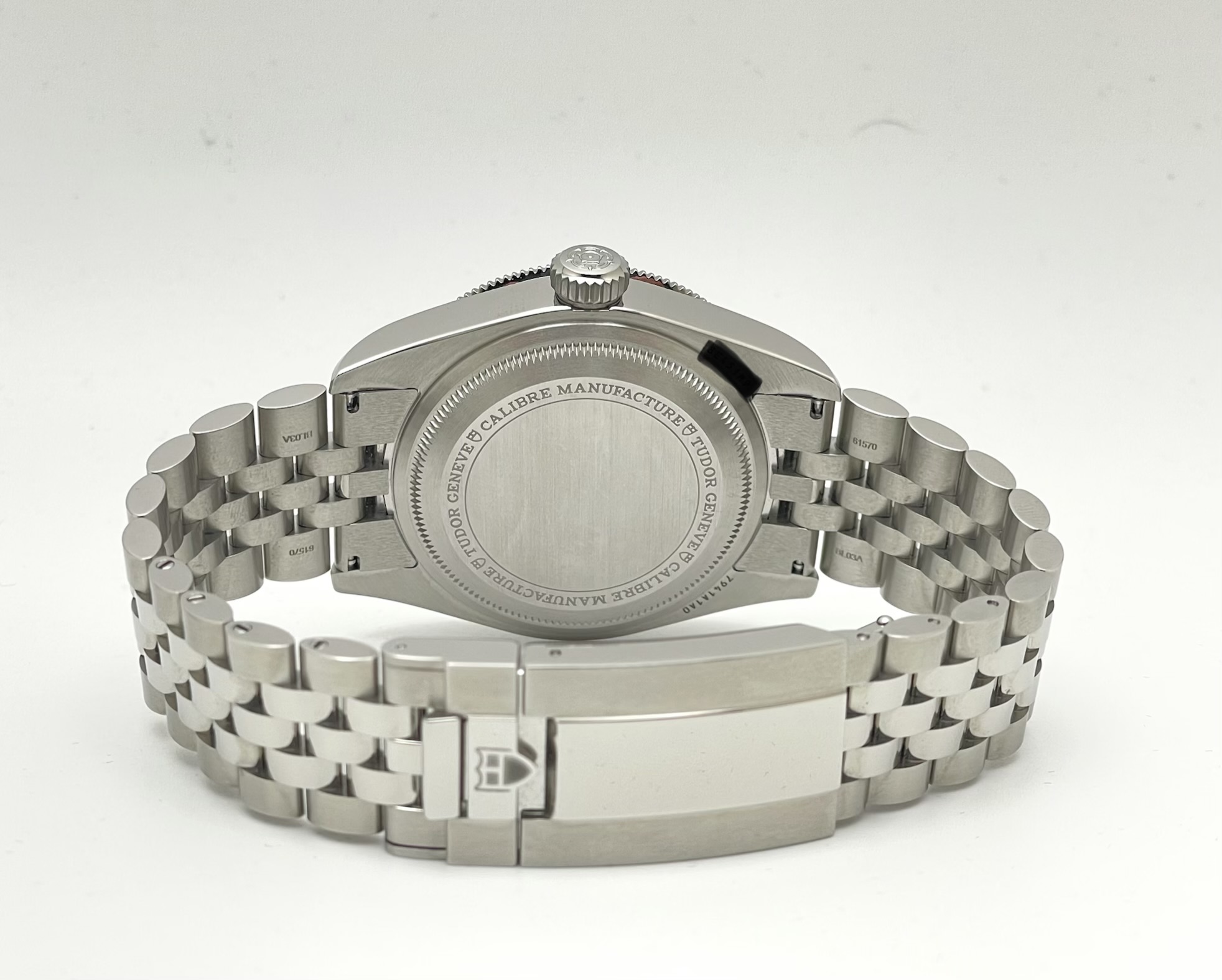 Tudor Black Bay 41mm - Jubilee - M7941A1A0NU-0003 - ungetragen - Full Set aus 03/2026 – Bild 6