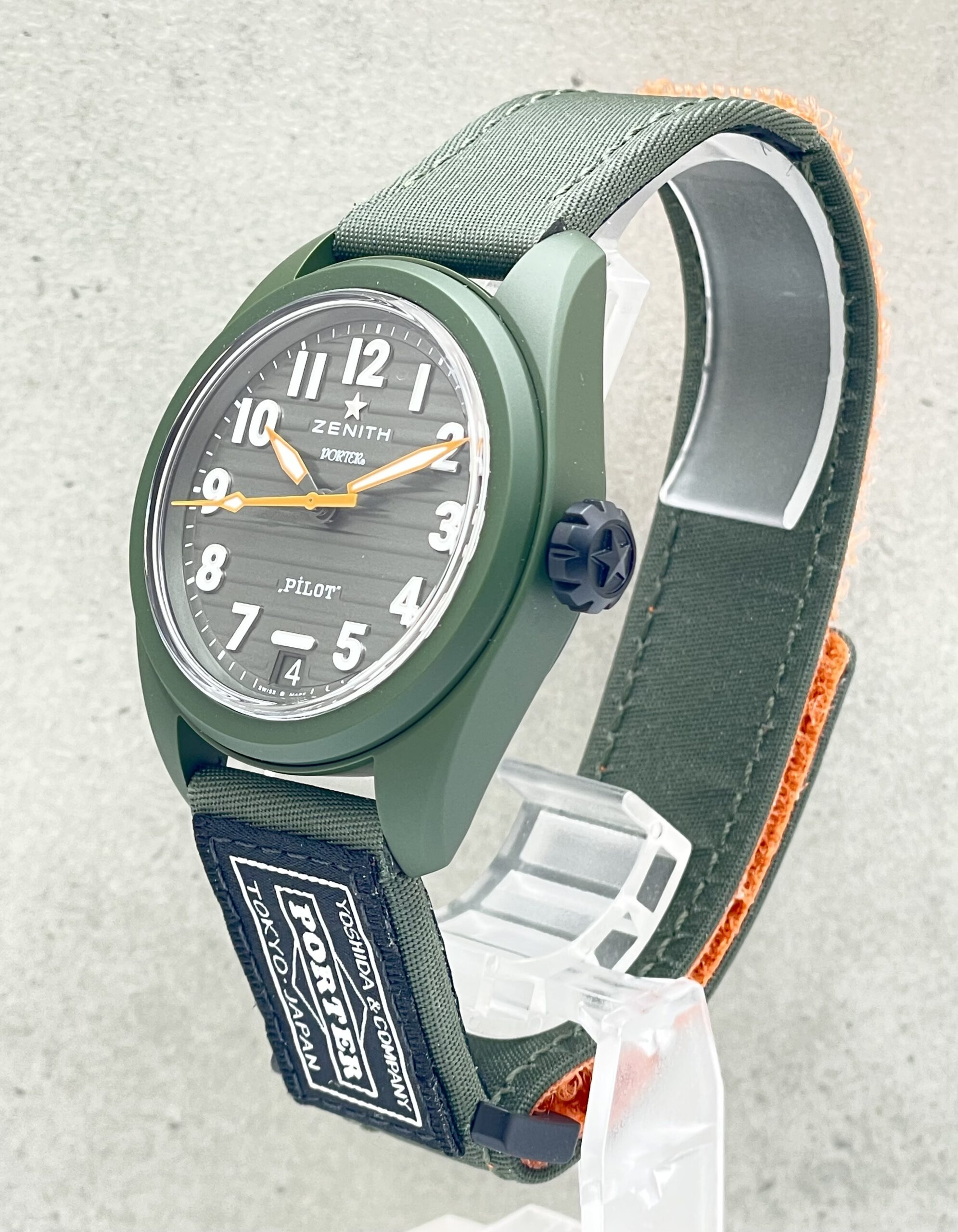 Zenith Pilot Central Automatic Porter Limited Edition - 49.4001.3620/63.I001 - ungetragen – Bild 4