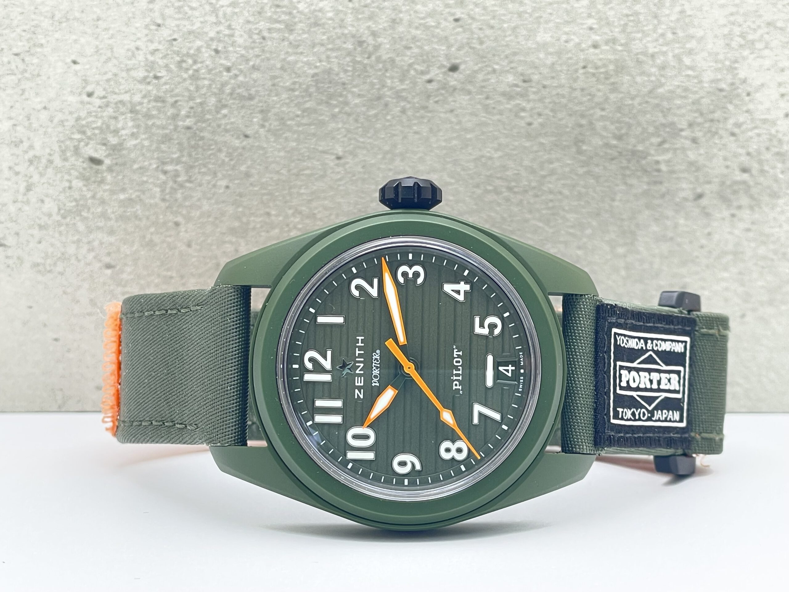 Zenith Pilot Central Automatic Porter Limited Edition - 49.4001.3620/63.I001 - ungetragen – Bild 2