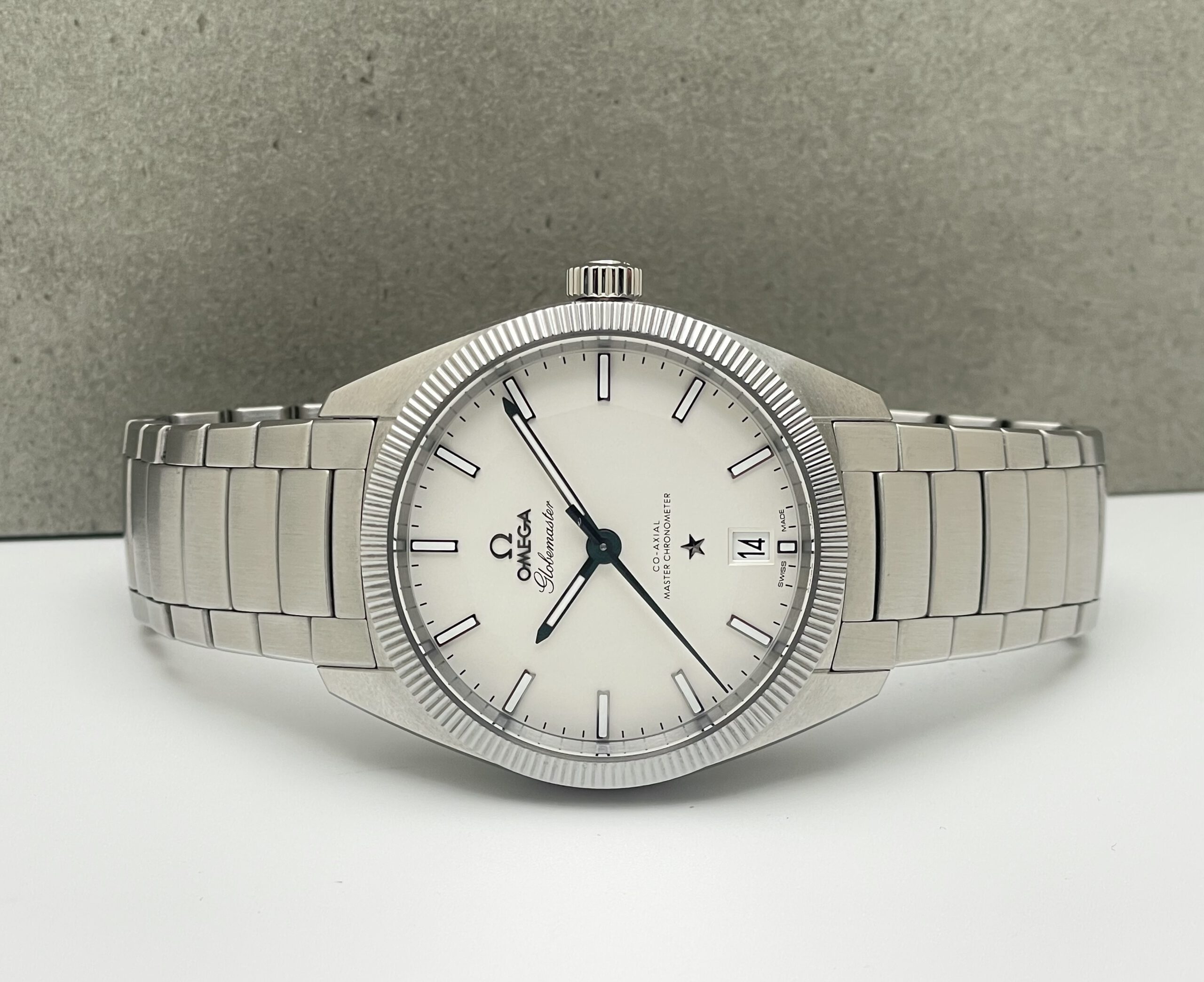Omega Constellation Globemaster 130.30.39.21.02.001 - Full Set aus 08/2025 – Bild 2