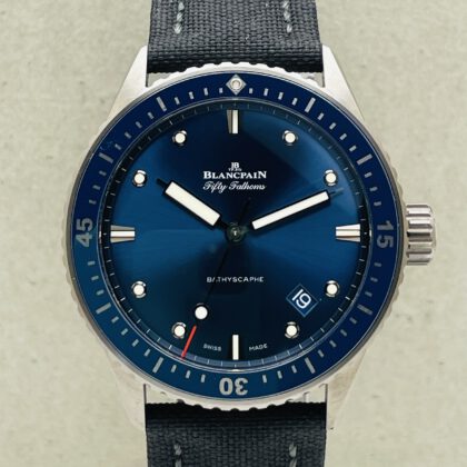 Blancpain Fifty Fathoms Bathyscaphe 5000-0240-O52A - Full Set aus 02/2024